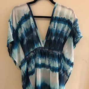 NWT blue tie-dye beach coverup